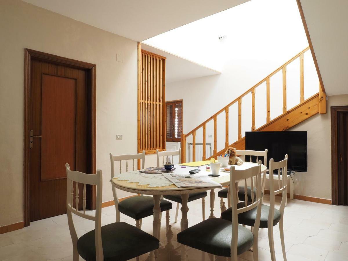 Domus Tua Bed & Breakfast Pietrelcina Eksteriør bilde